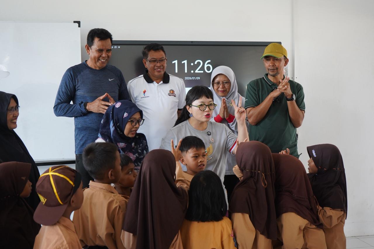 Bersama Wamen Dikti Saintek, Pemkab Sumbawa Tinjau Sekolah Rakyat