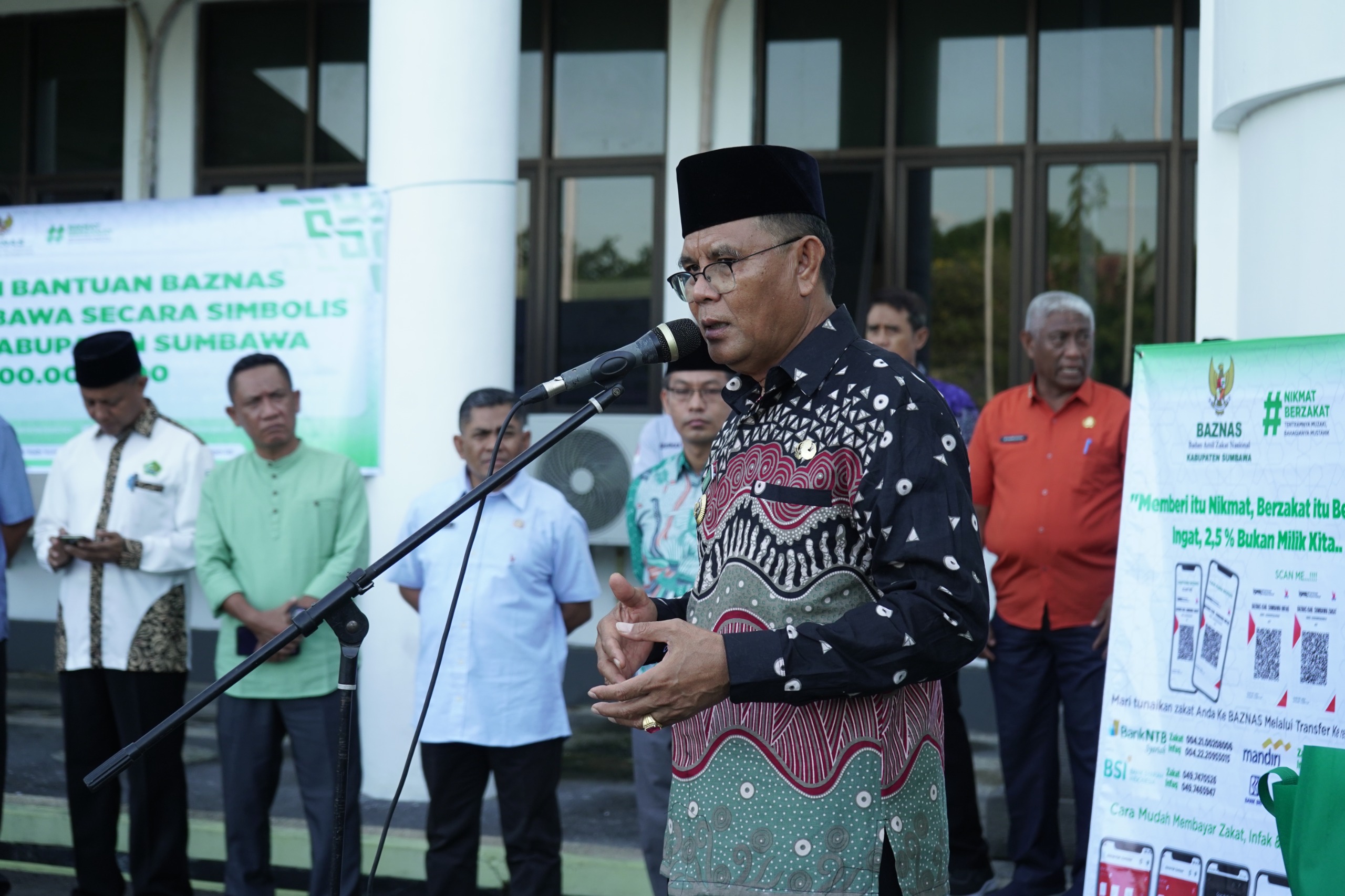 679 Warga Sumbawa Terima Beasiswa, 15 Disiapkan Jadi Dokter dan Apoteker Daerah