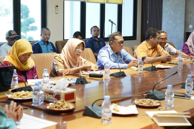 Realisasi PAD Baru 30 Persen, Wabup Sumbawa Ansori Instruksikan OPD Perbarui Data dan Optimalkan Potensi Pendapatan Daerah