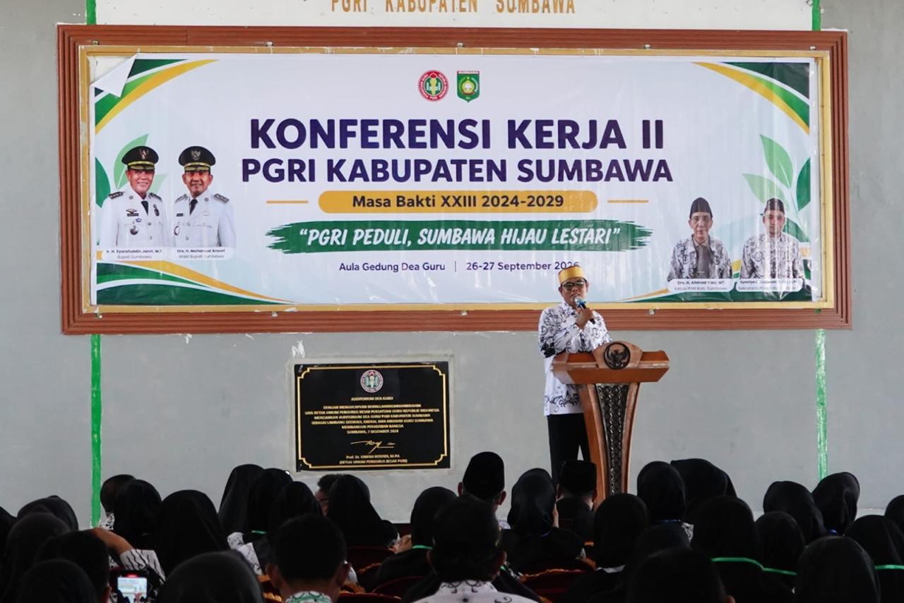 Bupati Jarot Soroti Ketimpangan Distribusi Guru, PGRI Diminta Lahirkan Solusi Nyata